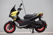 1 Aprilia SR GT 2022 (15)