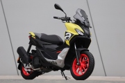 1 Aprilia SR GT 2022 (23)