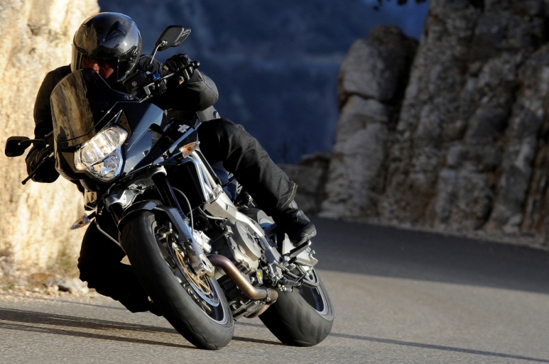 Aprilia Shiver 750 GT: s kapotou ještě lepší  - 1 - Aprilia Shiver 3