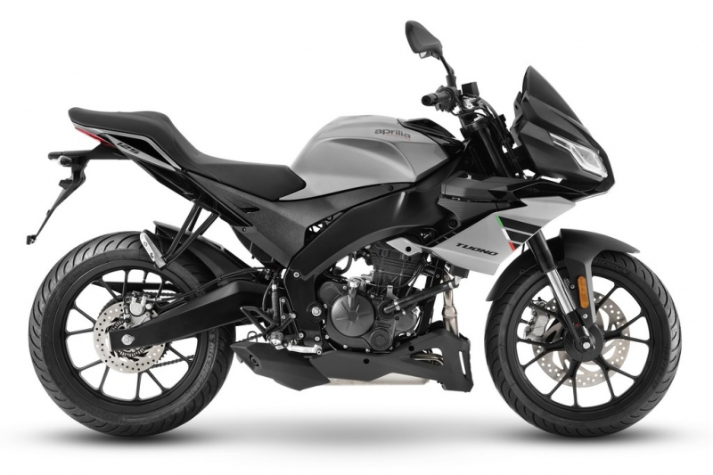 Aprilia RS 125 a Tuono 125 2021: s hliníkovým rámem  - 11 - 1 Aprilia Tuono 125 2021 (7)