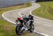 1 Aprilia Tuono 660 Factory 2022 (12)