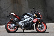 1 Aprilia Tuono V4 1100 Factory test01