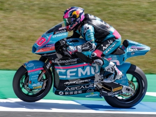 Pole Position v Assenu si vyjel v Moto2 Alonso, 11. Salač