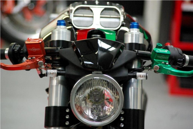 Avinton Collector: je libo verzi GT, Race nebo Roadster? - 9 - Avinton Collector Avinton Collector11