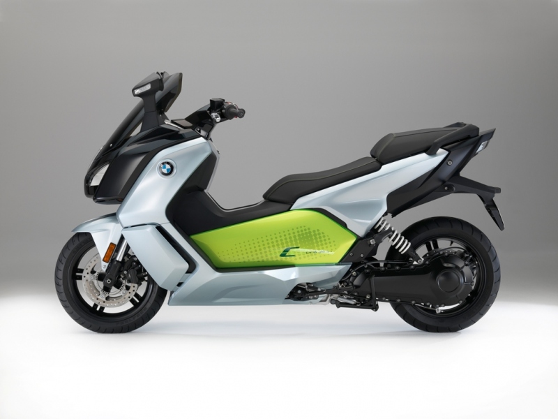 BMW C Evolution: elektrický skútr ve dvou verzích - 9 - 2 BMW 2017 C evolution15