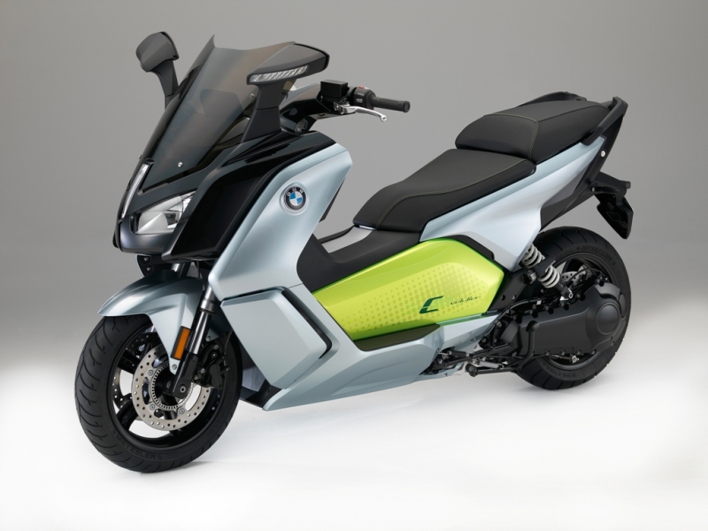 BMW C Evolution: elektrický skútr ve dvou verzích - 8 - 1 BMW 2017 C evolution13