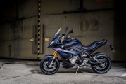 1 BMW 2017 S 1000 XR2