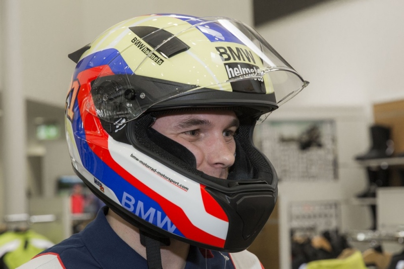 BMW Motorrad představuje novinky v oblečení 2017 - 26 - 1 BMW 2017 obleceni3