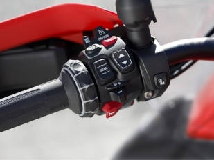 BMW ASA: automatické řazení pro motocykly