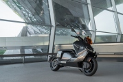 1 BMW CE 04 elektromotocykl 2021 (1)