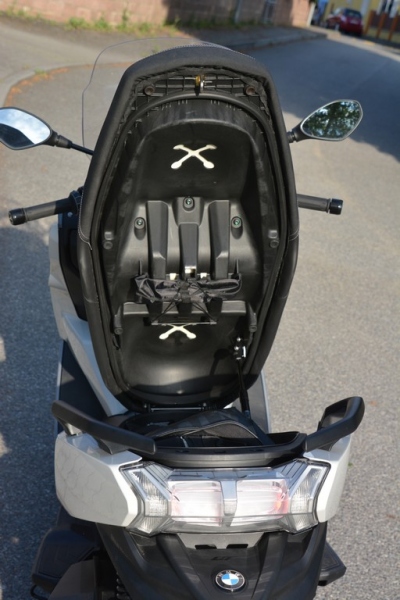 Test BMW C 400 GT: prémiovka mezi skútry - 29 - 1 BMW C 400 GT test (2)