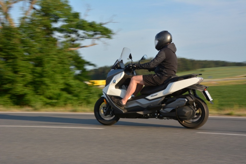 Test BMW C 400 GT: prémiovka mezi skútry - 19 - 1 BMW C 400 GT test (23)