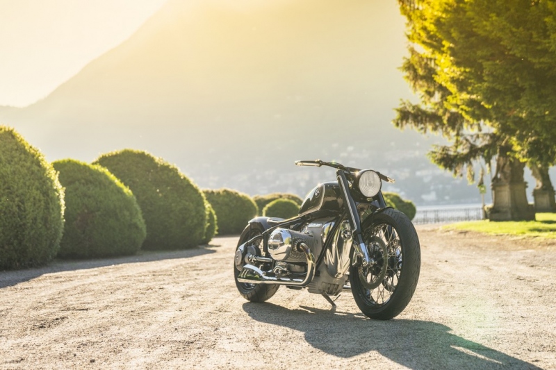 BMW Motorrad Concept R18: klasický boxer v moderním hávu - 4 - 1 BMW Concept R18 (2)