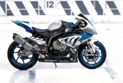 1 BMW HP402