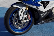 2 BMW HP423