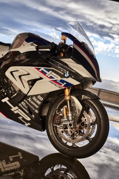BMW HP4 Race: s čistokrevným závodním motorem - 36 - 1 BMW HP4 Race18