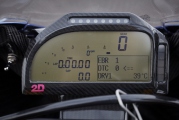 1 BMW HP4 Race27