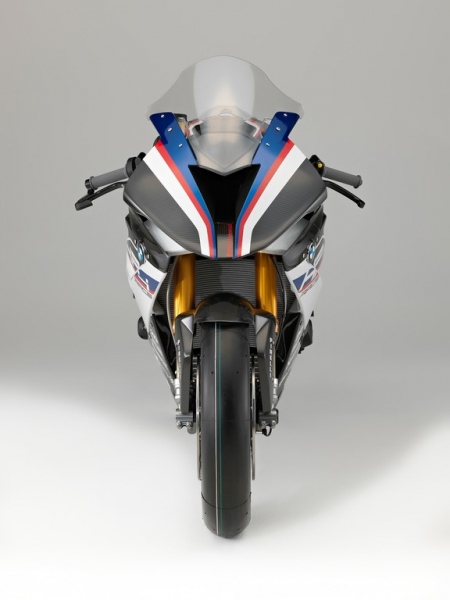 BMW HP4 Race: s čistokrevným závodním motorem - 29 - 1 BMW HP4 Race35