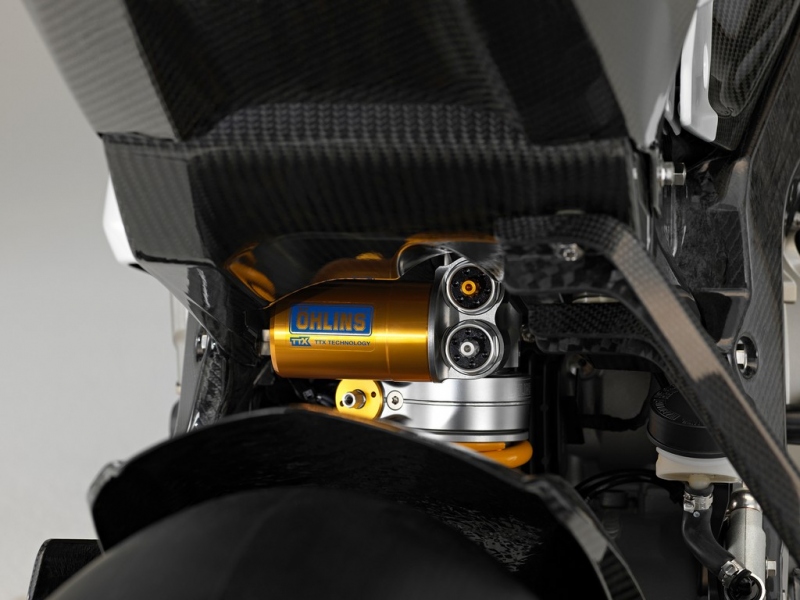 BMW HP4 Race: s čistokrevným závodním motorem - 34 - 1 BMW HP4 Race41