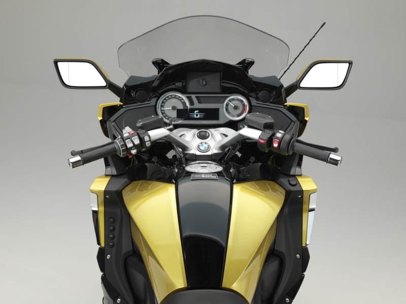 BMW K1600 Grand America: exkluzivní cestování - 7 - 1 BMW K 1600 Grand America (11)