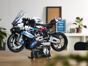 LEGO Technic: postav si BMW M 1000 RR
