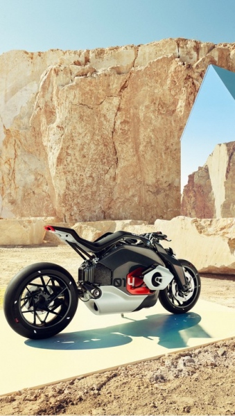 BMW Motorrad Vision DC Roadster: elektrický boxer - 6 - 1 BMW Motorrad Vision DC Roadster (15)