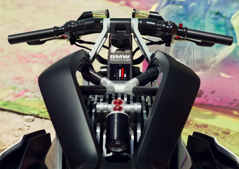 BMW Motorrad Vision DC Roadster: elektrický boxer - 14 - 1 BMW Motorrad Vision DC Roadster (9)