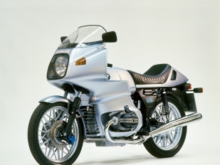 BMW slaví 50. výročí modelů s označením RS