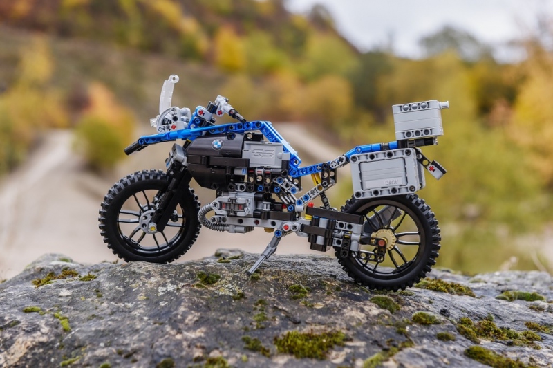 BMW R 1200 GS Adventure: stavebnice od LEGO Technic - 1 - 1 BMW R 1200 GS Adventure Lego8