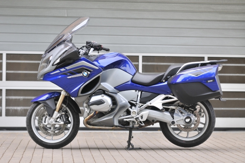 Test BMW R 1200 RT 2015: první třídou s dvouválcem - 8 - 1 BMW R 1200 RT 2015 test03