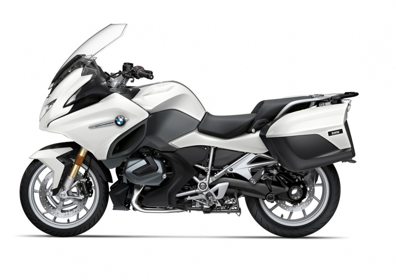 BMW R 1250 RT 2021: s novým displejem a radarem - 13 - 1 BMW R 1250 RT 2021 (5)