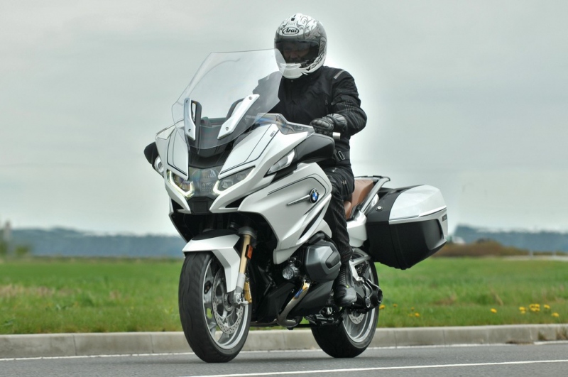 Test BMW R 1250 RT revoluce u cestovn klasiky Motoforum.cz