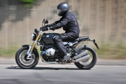 2 BMW R nine T25