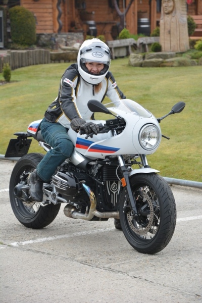 Test BMW R nineT Racer: závislost na café raceru - 19 - 1 BMW R nine T Racer test (1)