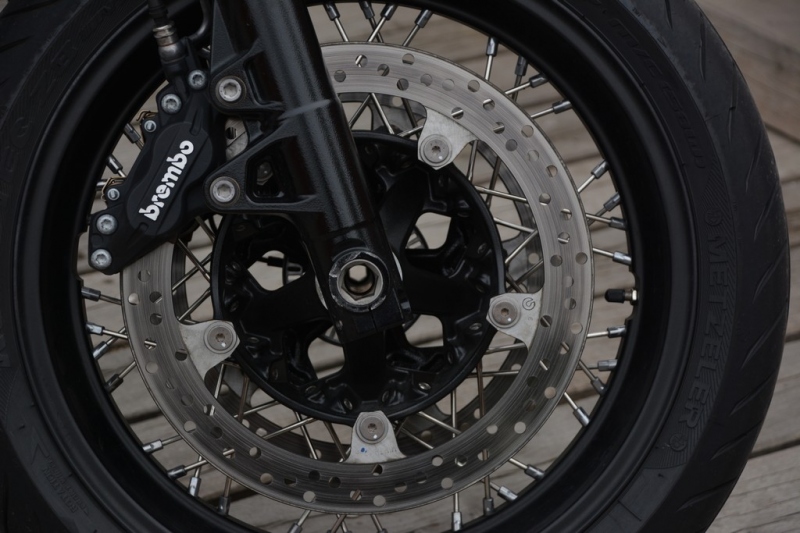 Test BMW R nineT Racer: závislost na café raceru - 44 - 1 BMW R nine T Racer test (8)