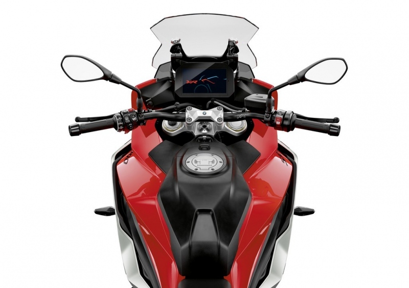BMW S 1000 XR 2020: s novým motorem - 6 - 1 BMW S 1000 XR 2020 (5)