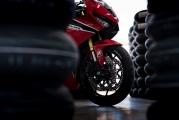 1 Battlax Racing R11 Bridgestone (3)