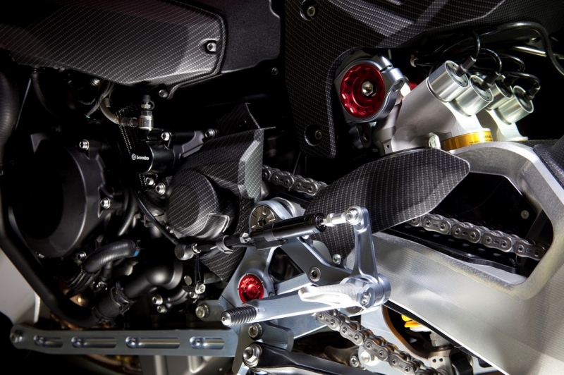 Bimota se spojila s Kawasaki: Tesi H2 - 11 - 1 Bimota Tesi H2 (14)