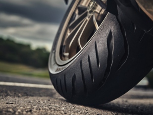 Bridgestone Battlax Sport Touring T32 a T32GT: pneumatiky pro cestovatele