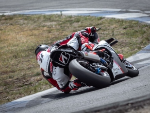 Bridgestone Racing Battlax V03: pouze na závodní okruhy
