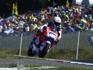 Hanika, tým a mechanici se stále učí