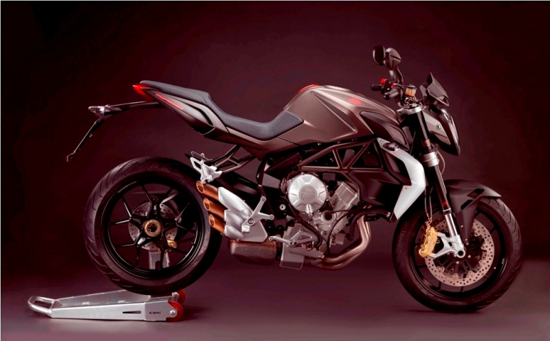 MV Agusta Brutale 675: hravý naháč - 8 - Brutale67510