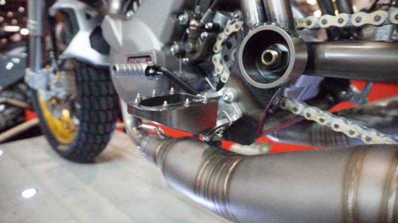 CCM Spitfire: flat-track od Skunkwerx - 16 - 1 CCM Spitfire16