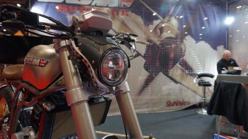 CCM Spitfire: flat-track od Skunkwerx - 18 - 1 CCM Spitfire20