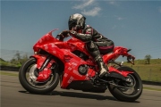 1 CFMOTO 600SR (2)