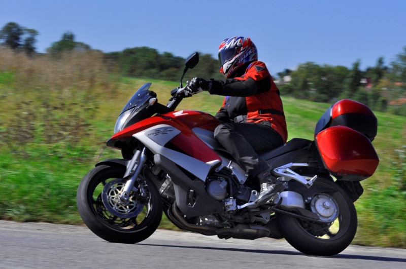 Test Honda Crossrunner: extratřída - 4 - Crossrunner06