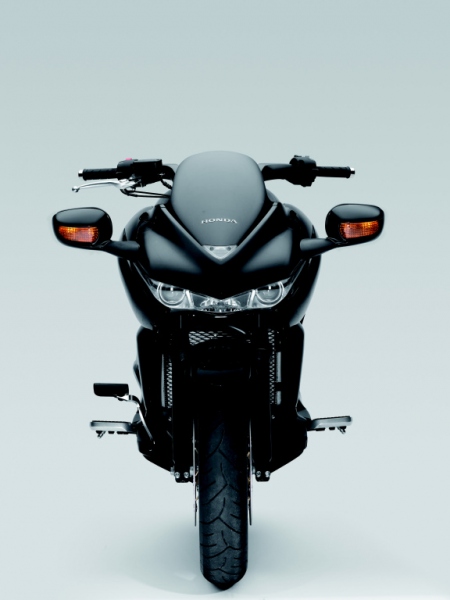 Honda DN-01: mimozemšťan - 6 - DN09