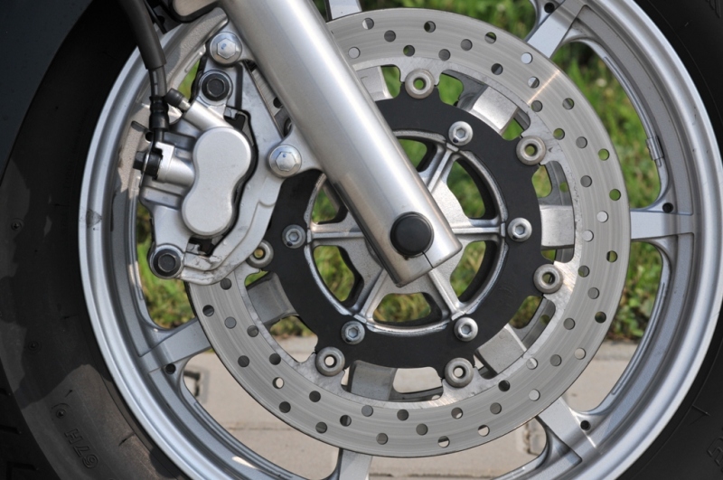 Test Yamaha XVS 1300A Midnight Star - 13 - DS650 DS65015