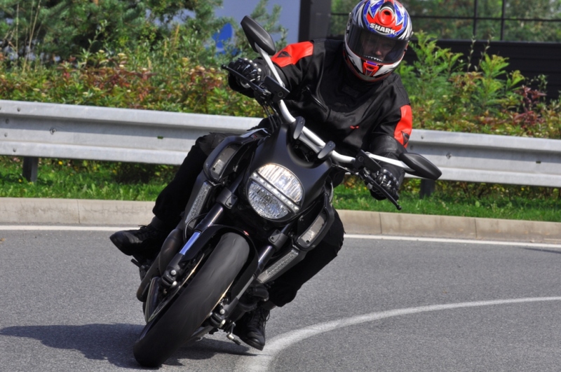 Test Ducati Diavel Carbon - 4 - Diavel09