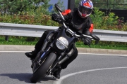 Diavel08